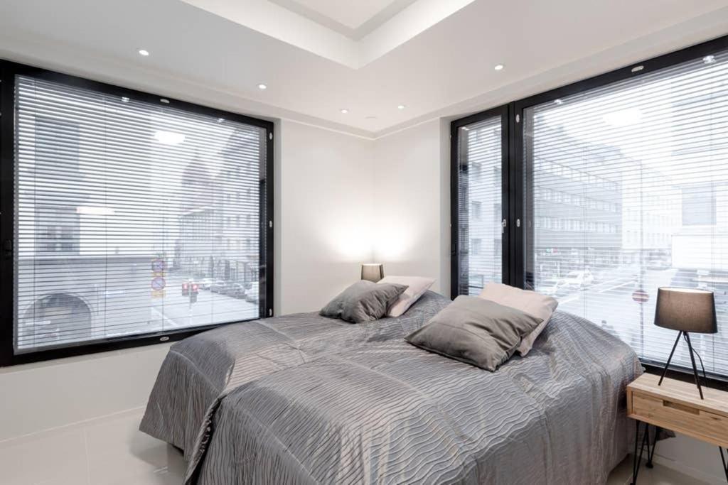 Sleek And Spacious 3 Bedroom Apartment In City Centre Хельсинки Экстерьер фото