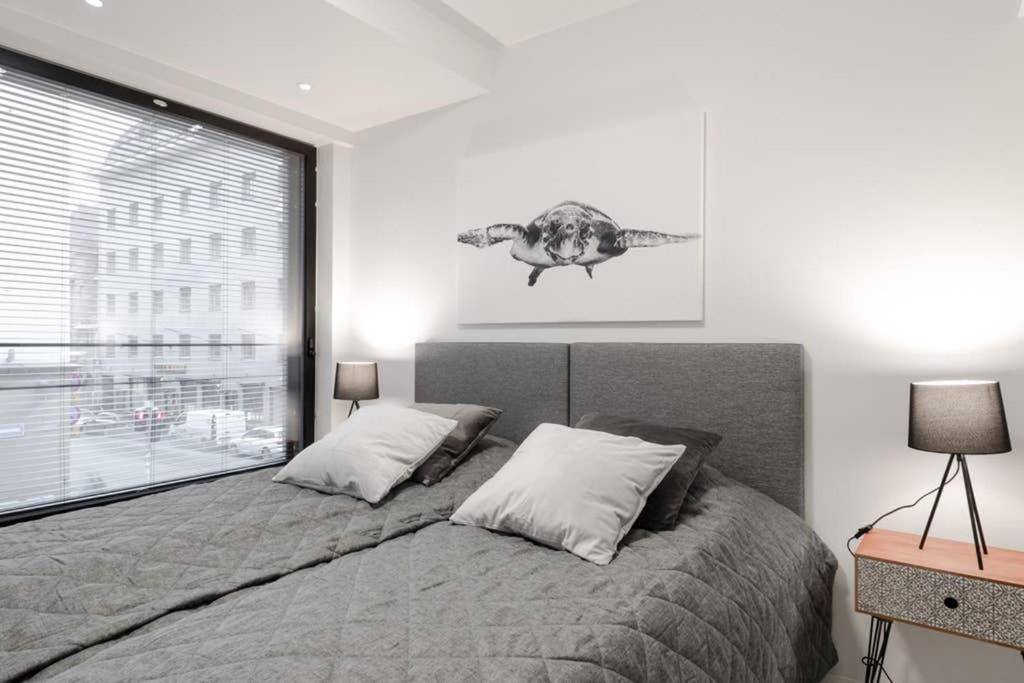 Sleek And Spacious 3 Bedroom Apartment In City Centre Хельсинки Экстерьер фото