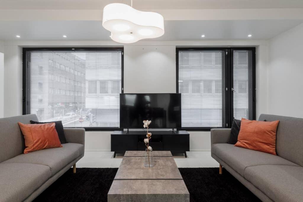 Sleek And Spacious 3 Bedroom Apartment In City Centre Хельсинки Экстерьер фото